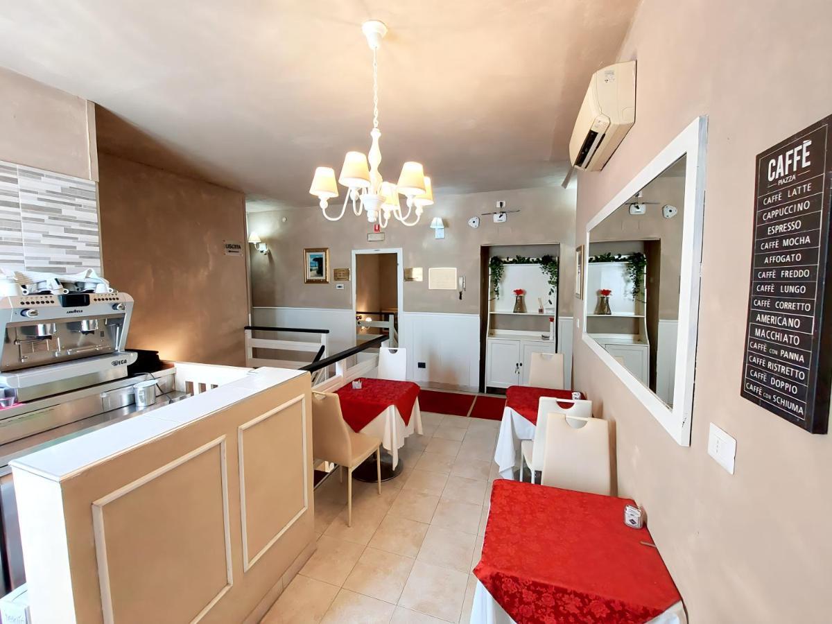 Hotel Aurelia Milano Centrale Екстериор снимка