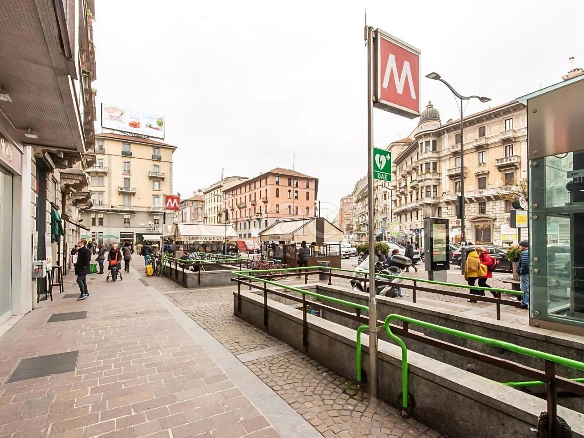 Hotel Aurelia Milano Centrale Екстериор снимка